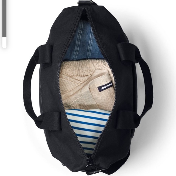 Large Lands End weekender duffle bag very good condition - Picture 2 of 8